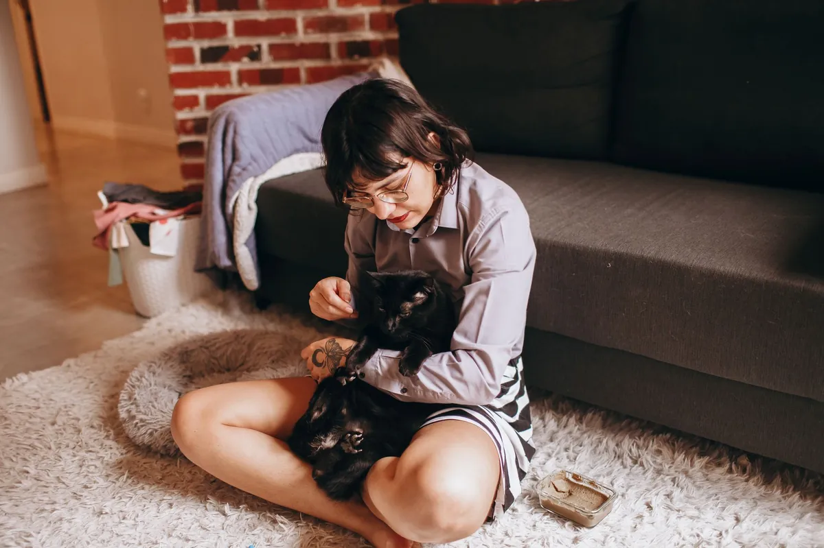 Memahami Tren Pet Parenting: Anabul Kini Bagian Penuh Keluarga